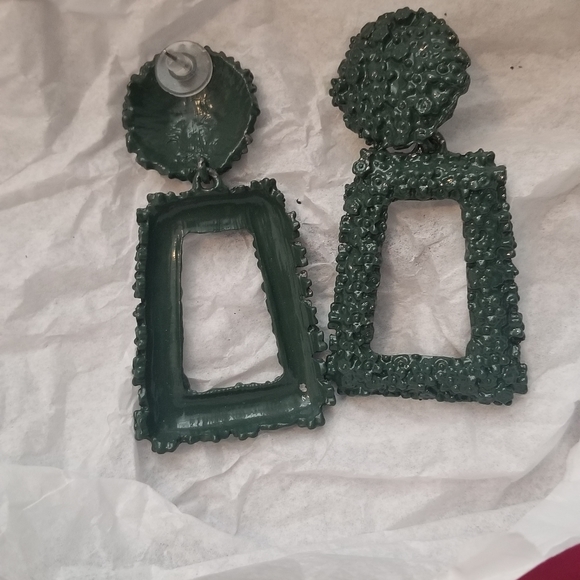 Dark green chunky earrings - Picture 2 of 2